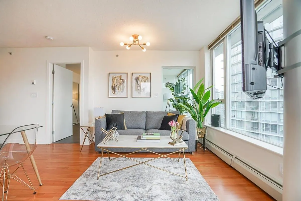 Appartamento Executive Unit With Spectacular Views Vancouver