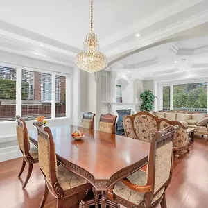 Luxurious Getaway In Vancouver-private With Attached Bathroom Gasthof